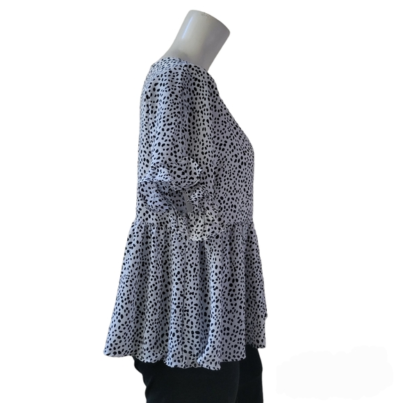 MiAmi Chiffon Ruffled Blouse - Picture 4 of 10